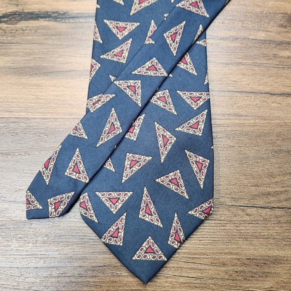 Burberrys Of London Silk Neck Tie Geometric Paisley READ‎